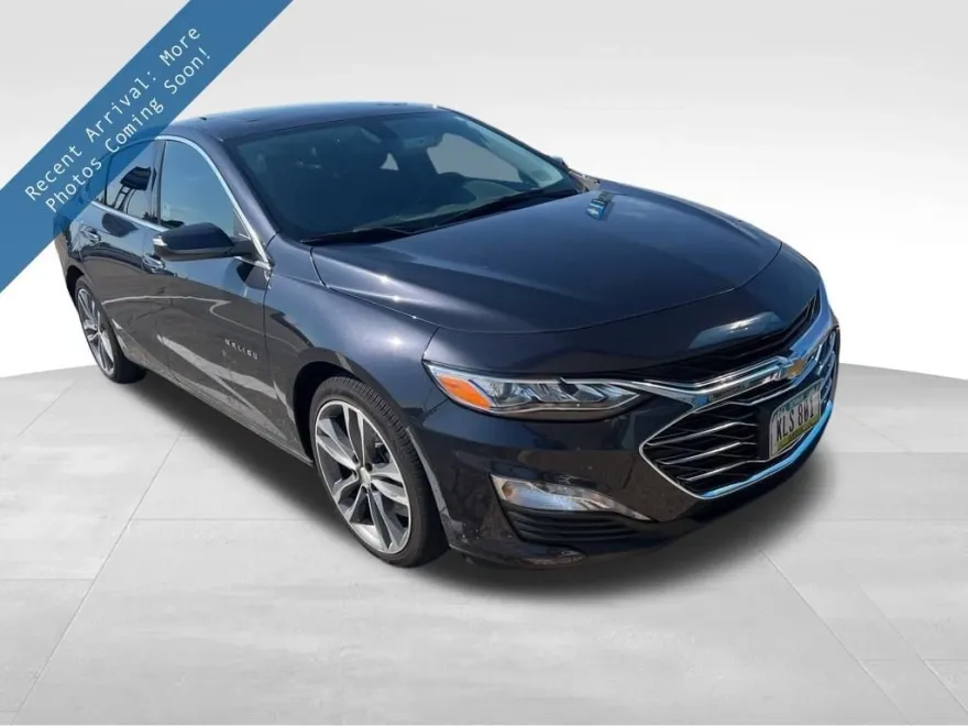 2022 Chevrolet Malibu Premier photo 1