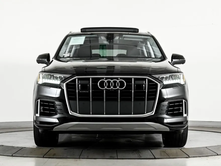 2023 Audi Q7 55 Prestige photo 1