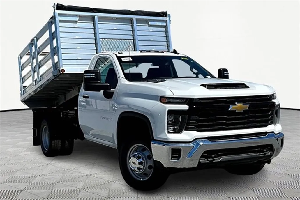 2025 Chevrolet Silverado 3500HD Work Truck photo 1