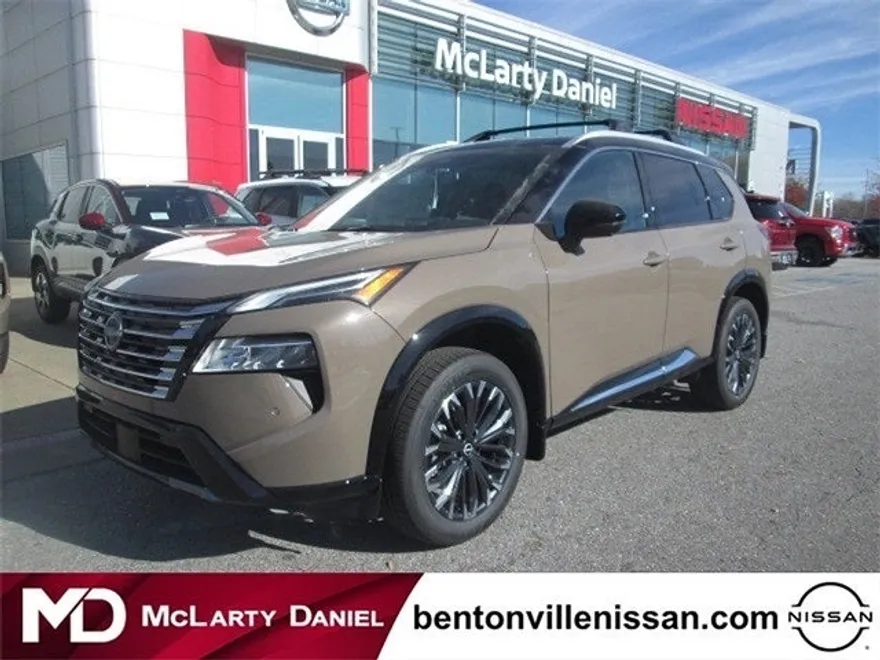 2025 Nissan Rogue Platinum photo 1