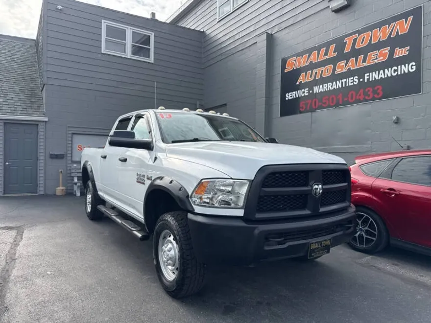 2013 Ram 2500 Tradesman photo 1