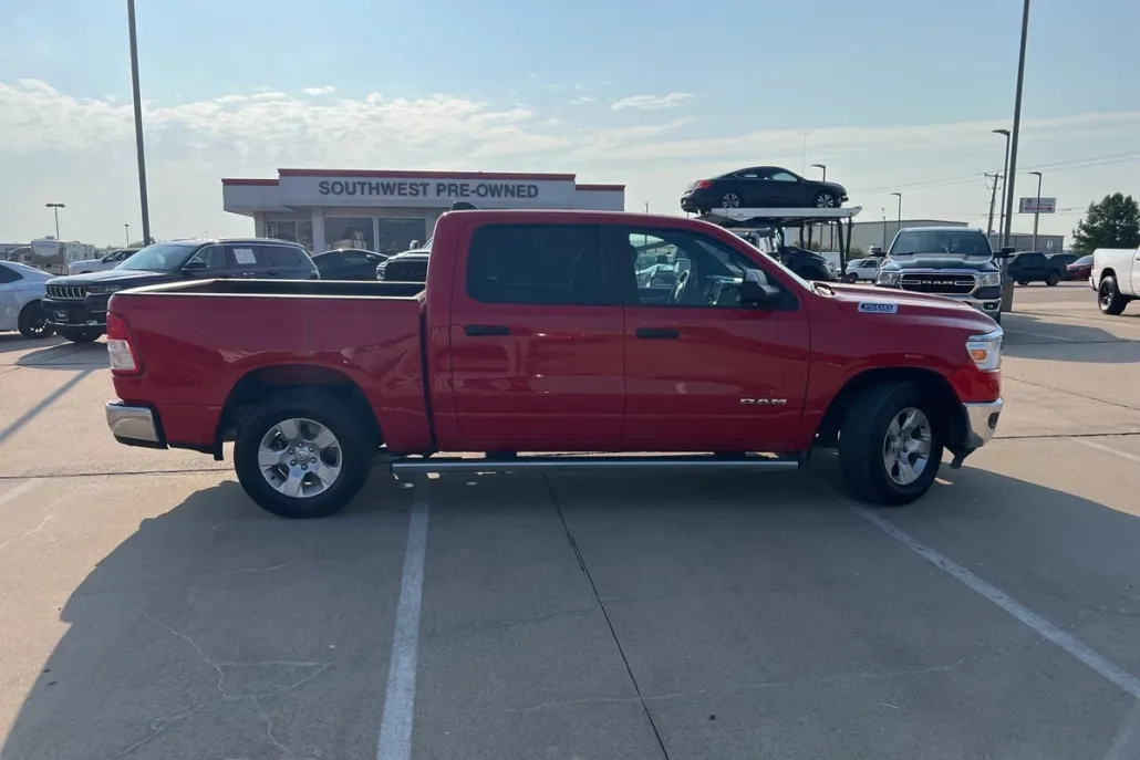 2023 Ram 1500 Big Horn photo 1
