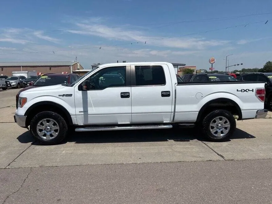2011 Ford F-150 XLT photo 1
