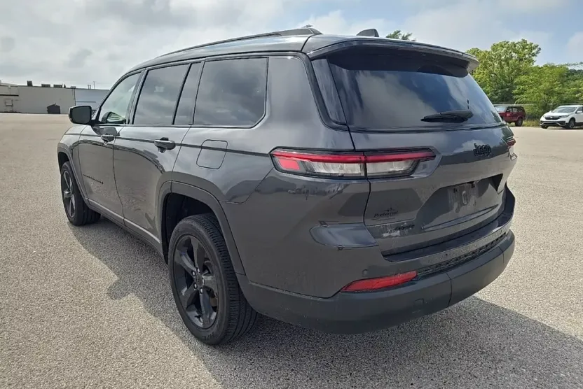 2023 Jeep Grand Cherokee Altitude X photo 1