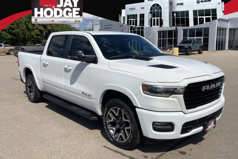 2025 Ram 1500 Laramie photo 1