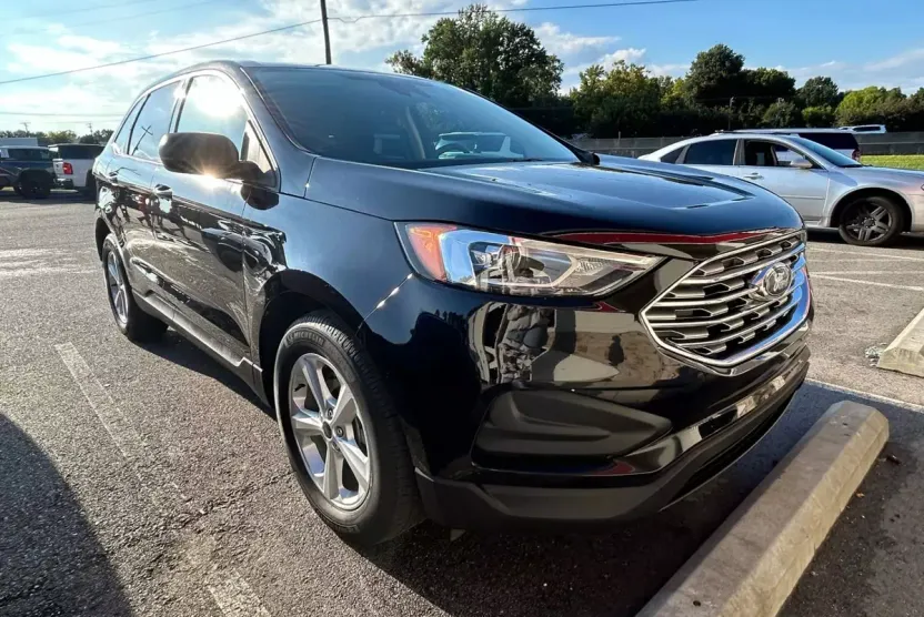 2022 Ford Edge SE Sport photo 1