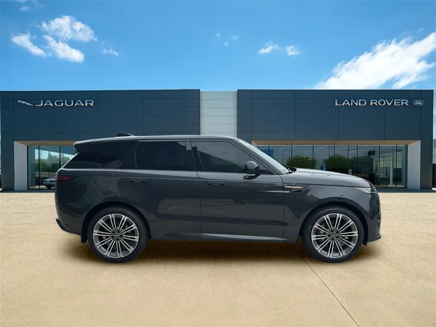 2025 Land Rover Range Rover Sport SE photo 1