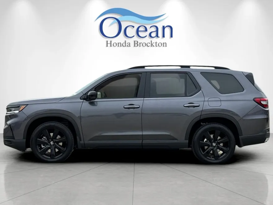2025 Honda Pilot Black Edition photo 1