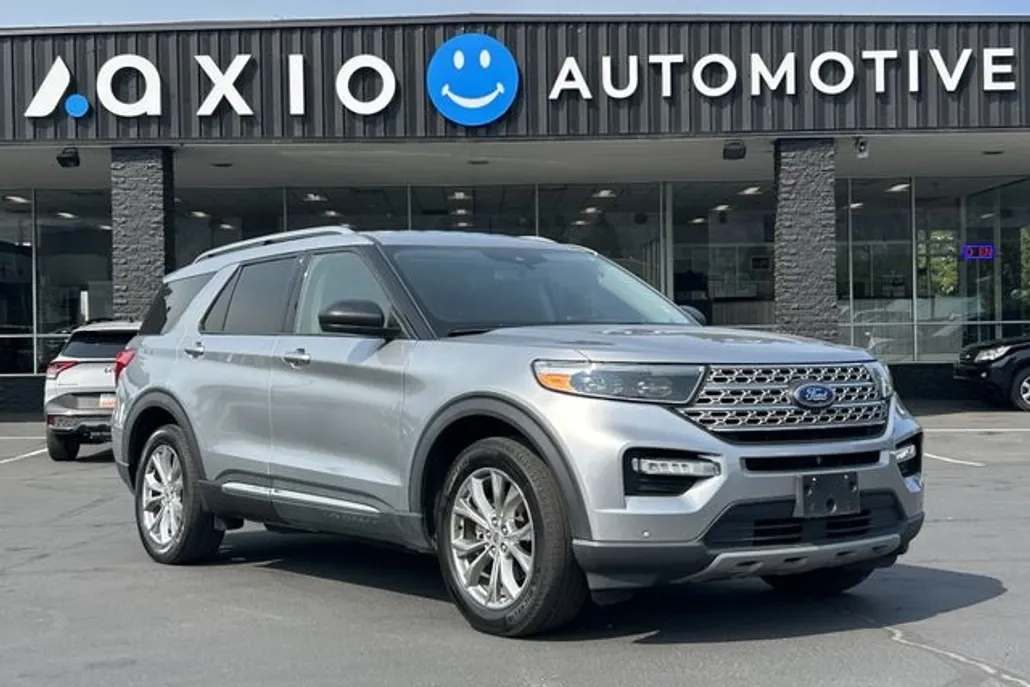 2023 Ford Explorer Limited photo 1