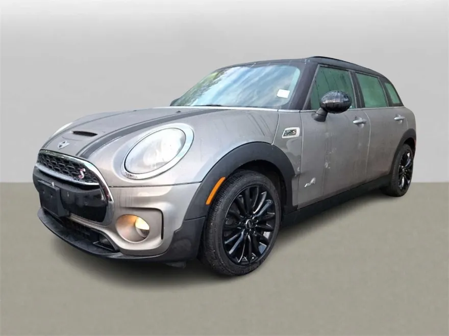 2017 Mini Cooper Base S ALL4 photo 1