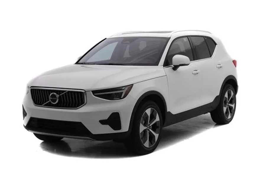2025 Volvo XC40 Core photo 1