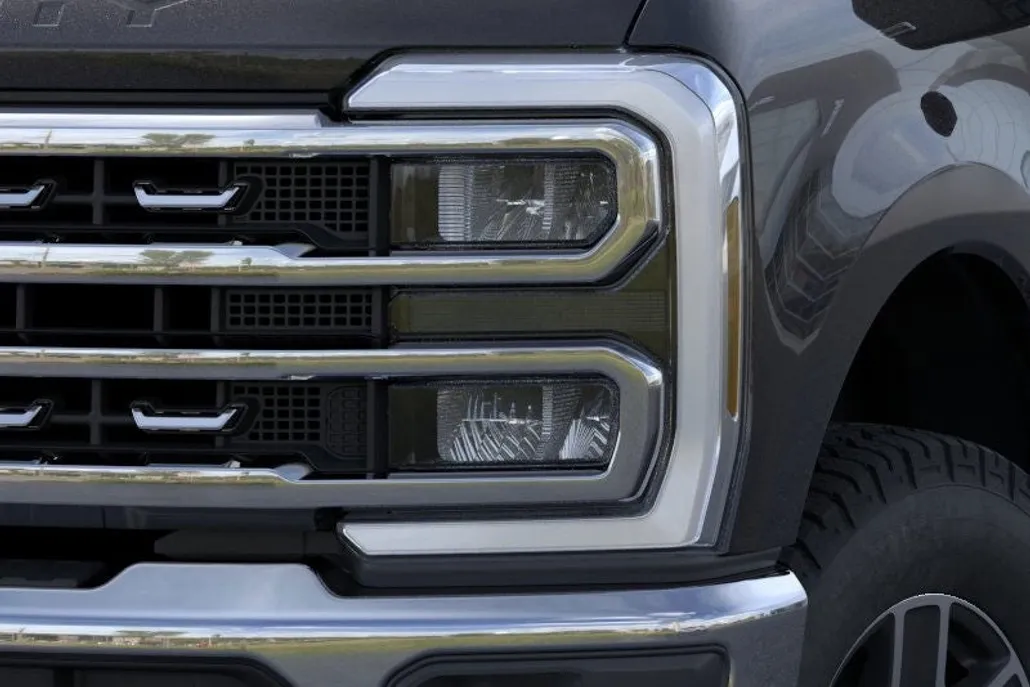 2026 Ford F-250 Lariat photo 1