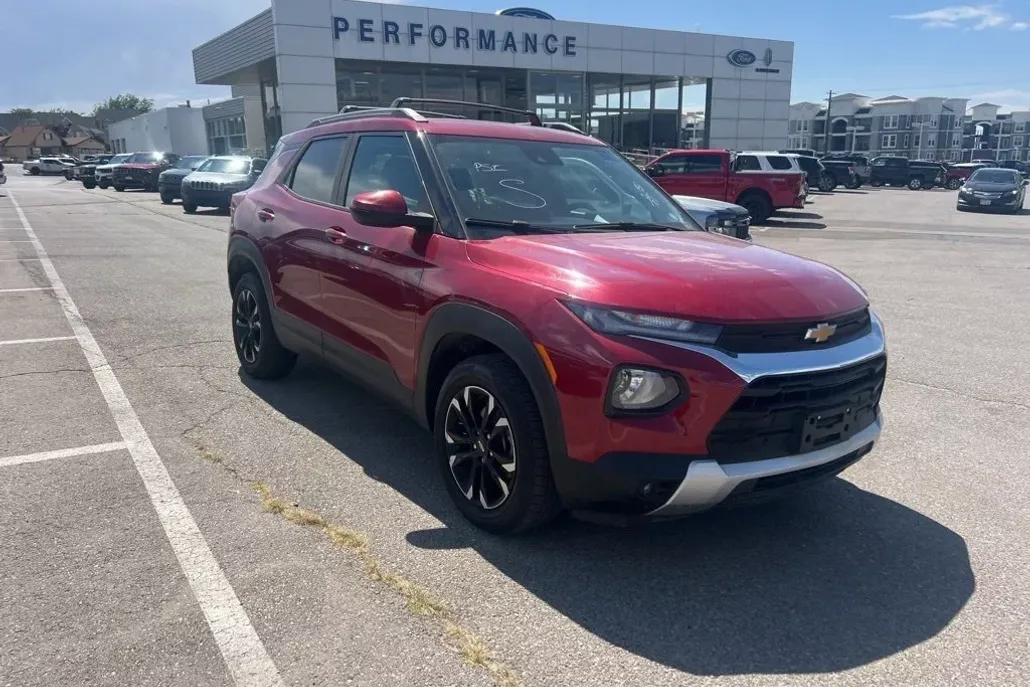 2021 Chevrolet Trailblazer LT photo 1