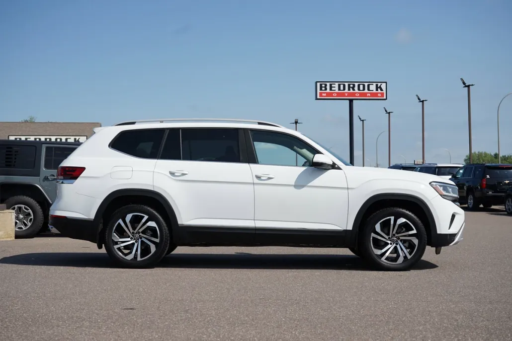 2022 Volkswagen Atlas V6 SEL photo 1