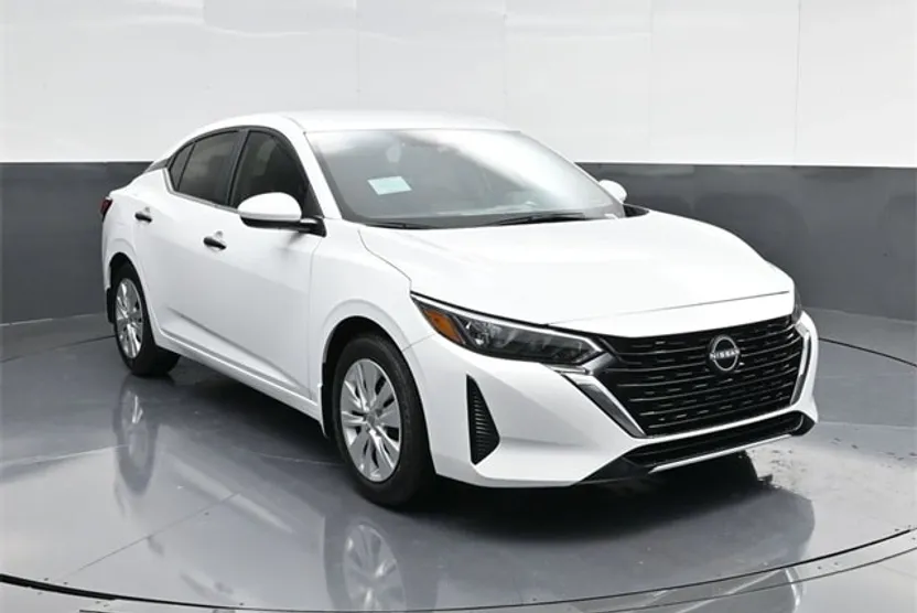 2025 Nissan Sentra S photo 1