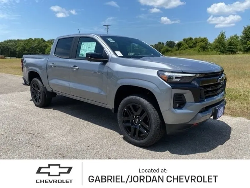 2025 Chevrolet Colorado Z71 photo 1