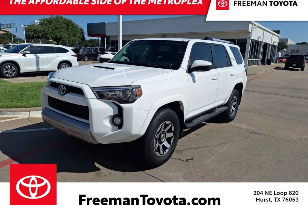 2018 Toyota 4Runner TRD Off-Road photo 1