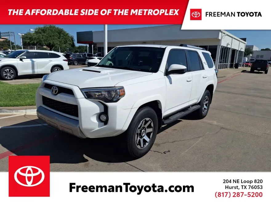 2018 Toyota 4Runner TRD Off-Road photo 1