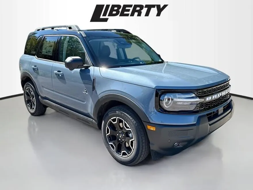 2025 Ford Bronco Sport Outer Banks photo 1