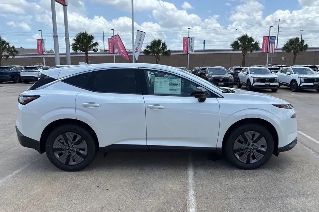 2025 Nissan Murano SL photo 1