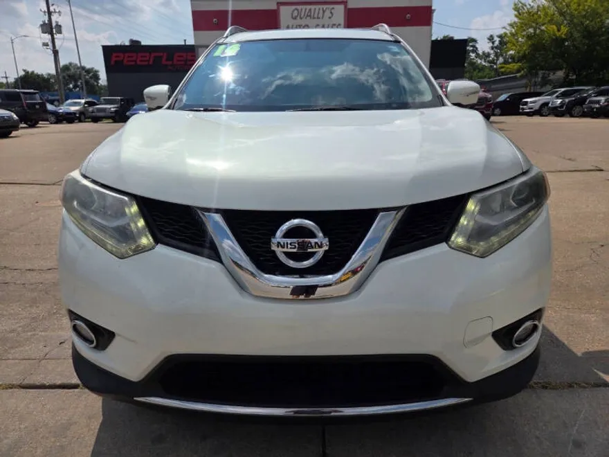 2014 Nissan Rogue SL photo 1