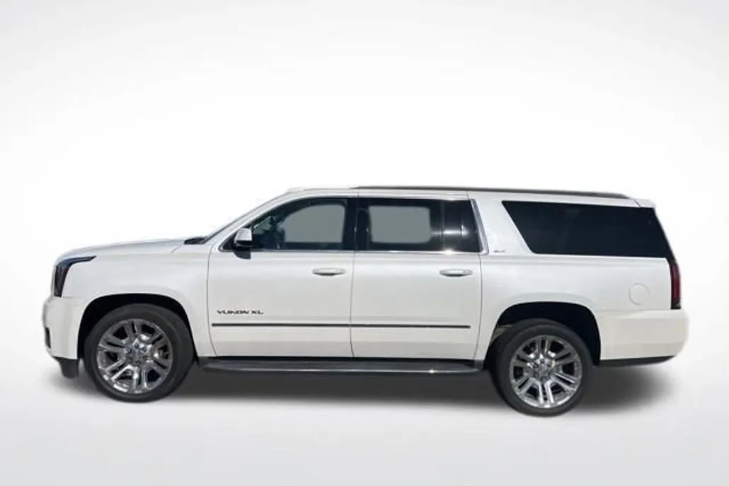 2017 Gmc Yukon XL SLT photo 1