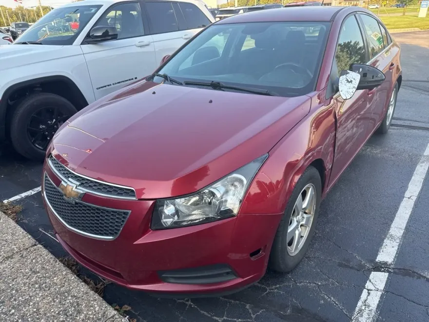 2014 Chevrolet Cruze photo 1