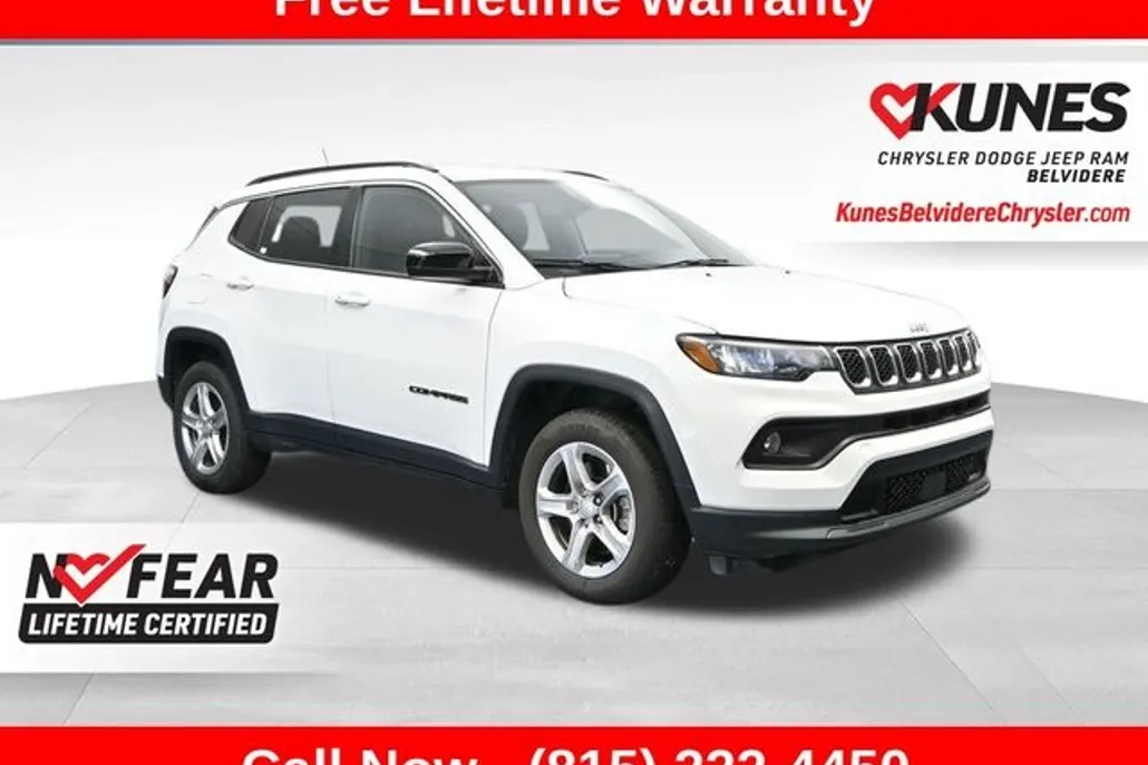 2023 Jeep Compass Latitude photo 1