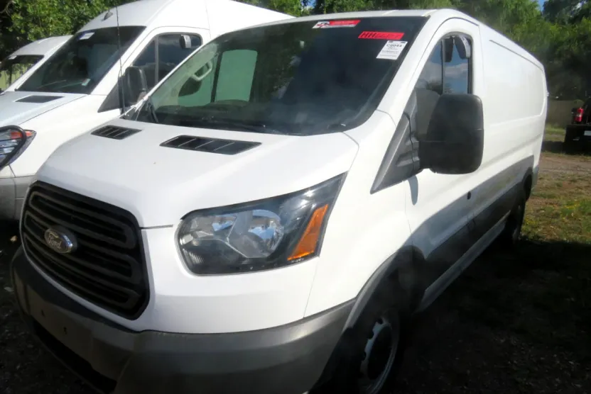 2017 Ford Transit Van photo 1