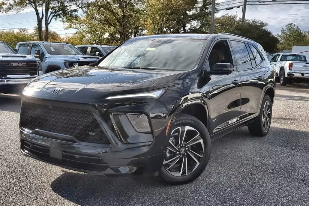 2025 Buick Enclave Sport Touring photo 1