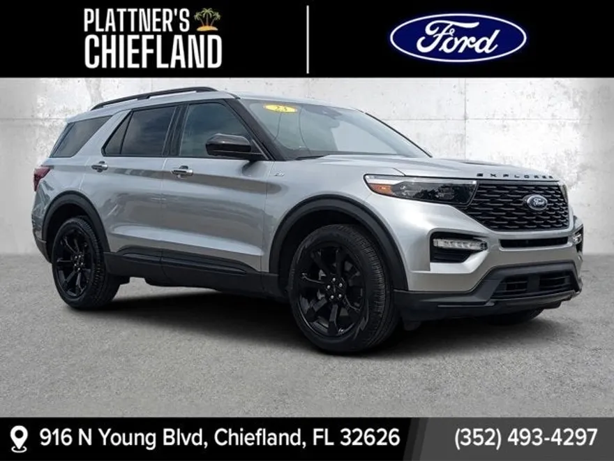 2023 Ford Explorer ST-Line photo 1