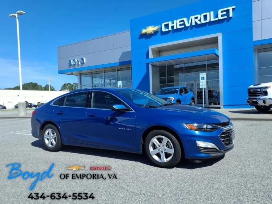 2023 Chevrolet Malibu 1LT photo 1