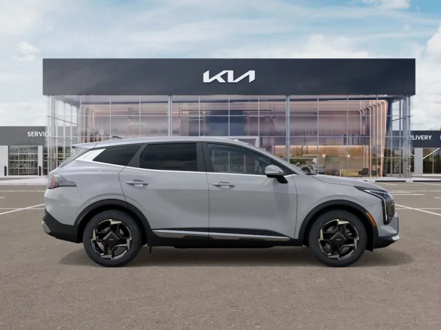 2026 Kia Sportage EX photo 1