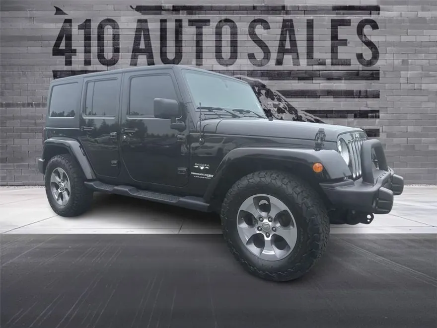 2018 Jeep Wrangler Unlimited Sahara photo 1