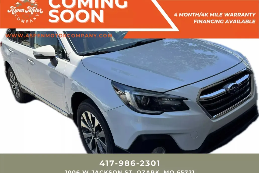 2019 Subaru Outback 3.6R Touring photo 1