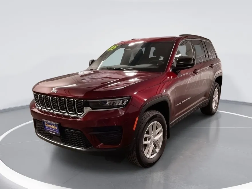 2025 Jeep Grand Cherokee Laredo X photo 1