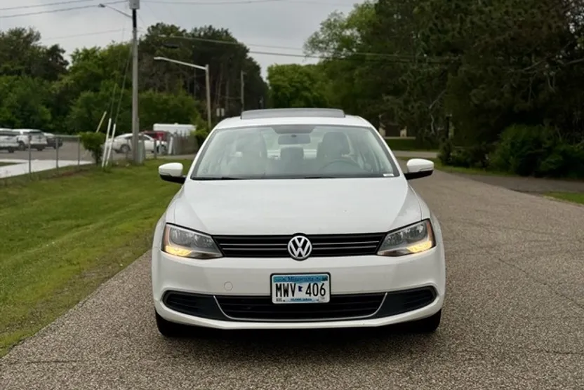 2014 Volkswagen Jetta SE photo 1