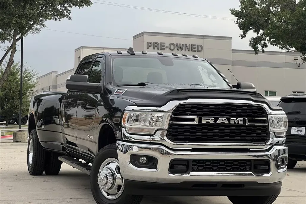 2022 Ram 3500 Big Horn photo 1