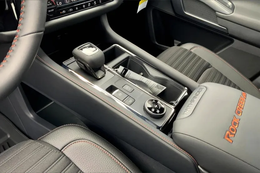 2025 Nissan Pathfinder Rock Creek photo 1