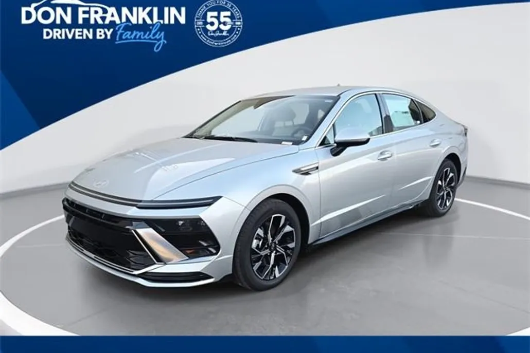 2025 Hyundai Sonata SEL photo 1