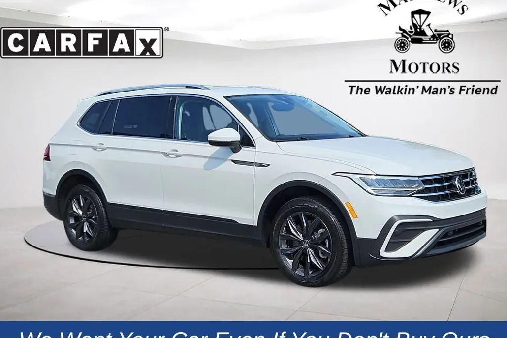 2024 Volkswagen Tiguan SE Wolfsburg Edition photo 1