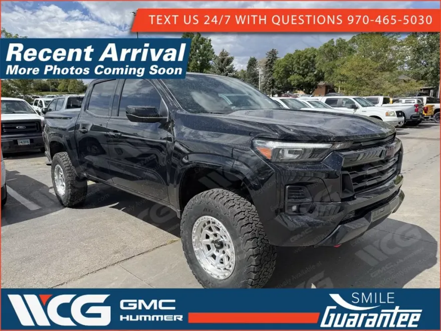 2024 Chevrolet Colorado Z71 photo 1