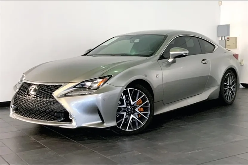 2017 Lexus RC 200t photo 1