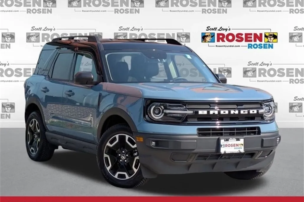 2021 Ford Bronco Sport Outer Banks photo 1