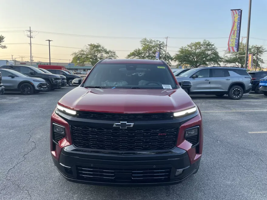 2026 Chevrolet Traverse RS photo 1