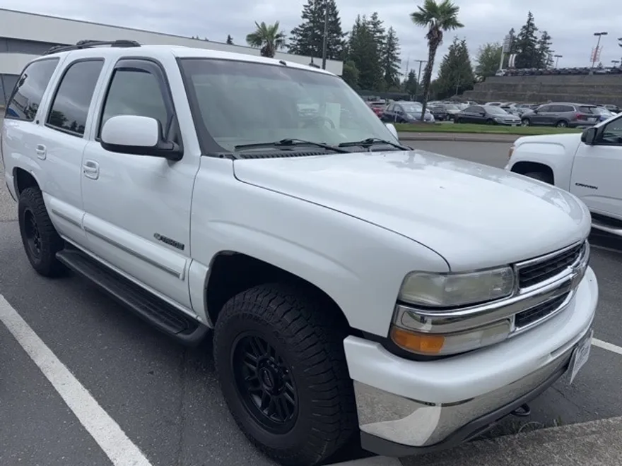 2003 Chevrolet Tahoe LT photo 1