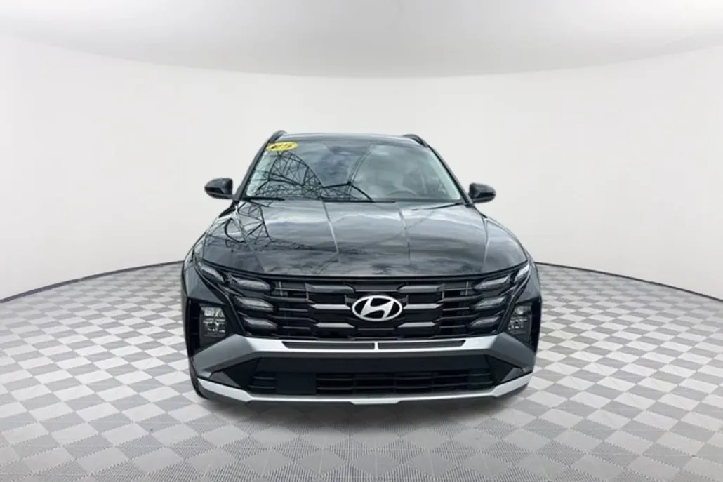 2025 Hyundai Tucson SEL photo 1