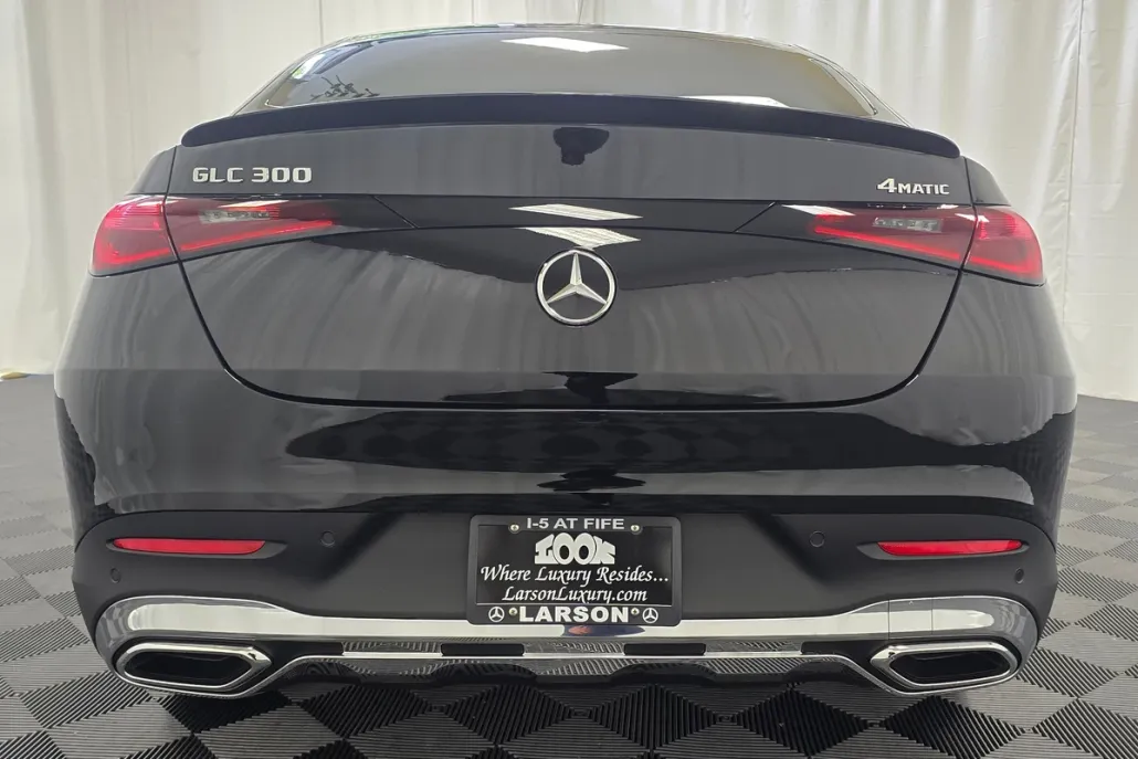 2025 Mercedes Benz GLC 300 Coupe photo 1