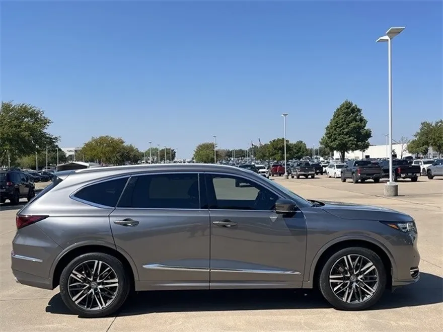 2025 Acura MDX SH-AWD Advance photo 1