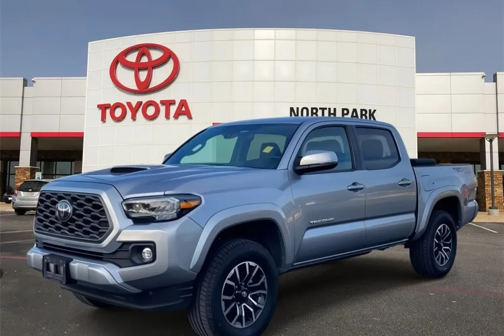 2022 Toyota Tacoma TRD Sport photo 1